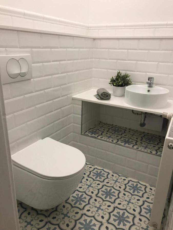 Rosmarinus Apartman Pécs Esterno foto